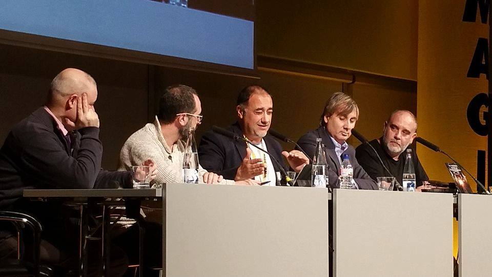Un debate calentito en una ciudad mágica. 3 15317758_1274382059295769_41227066802091362_n