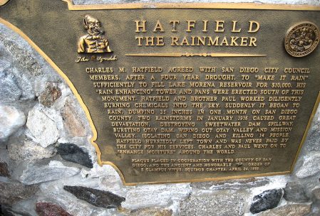 42 hatfield sign at the begining of the lake park